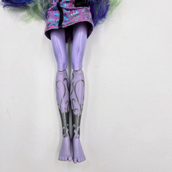 Monster High Twyla Boogeyman New Scaremester Doll Mattel Read - Picture 12 of 16